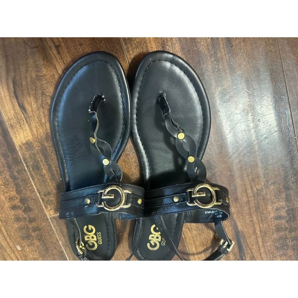 GBG Guess Black Strappy Flat Sandals – Size 9.5M